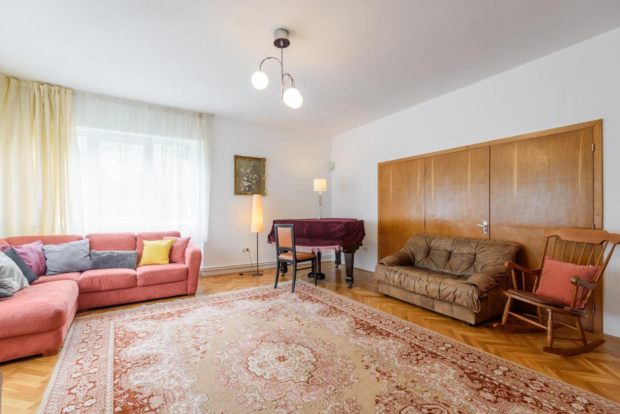 Casa Cu Cires Brasov Apartment ภายนอก รูปภาพ